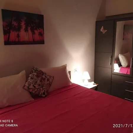 Mimis Апартаменты *